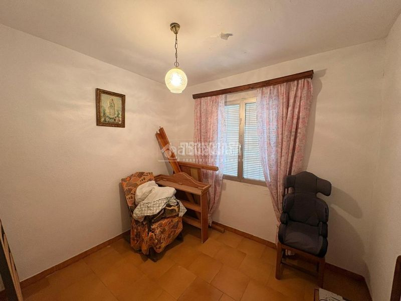 Foto 17140ac4-db53-4afd-aace-4f519e275b04. Casa aparellada a Marmolejo