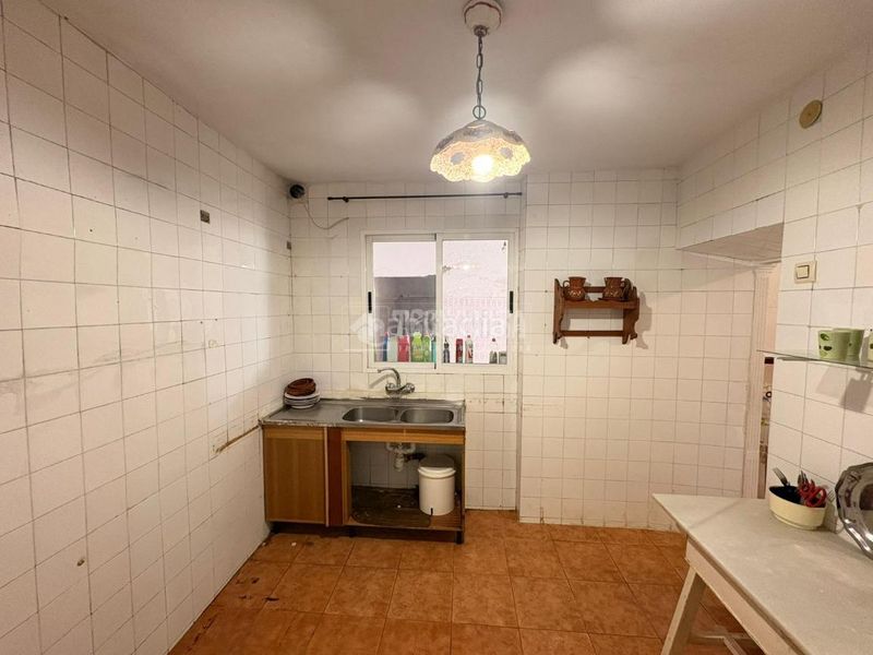 Foto 5db3c4a6-72c0-49ba-b1a7-47c8ec139481. Casa aparellada a Marmolejo