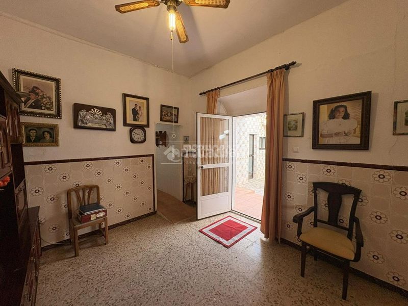 Foto 9a1bae5e-18fe-4e03-95e6-e8a30190988e. Casa aparellada a Marmolejo