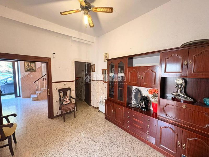 Foto e77a8184-350e-4464-91dd-3c260b7d97ac. Casa aparellada a Marmolejo