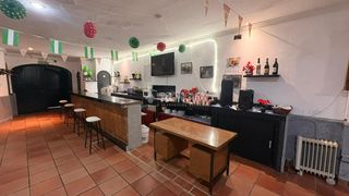 Business premise in Andújar. Local comercial en venta en andújar