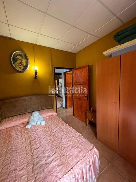 Foto 2a8381e9-635b-4824-a245-70ffda239089. Masia amb piscina a Marmolejo