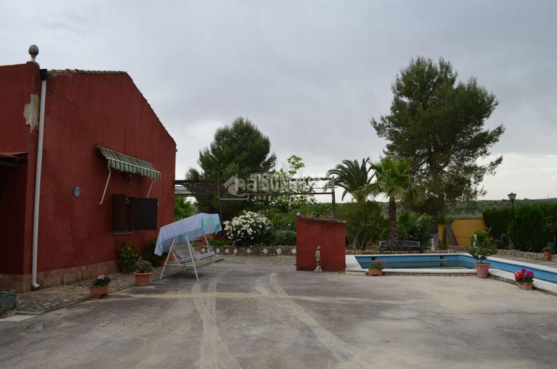Foto d1e591c7-2e25-4be6-a205-045807180b01. Masia amb piscina a Marmolejo