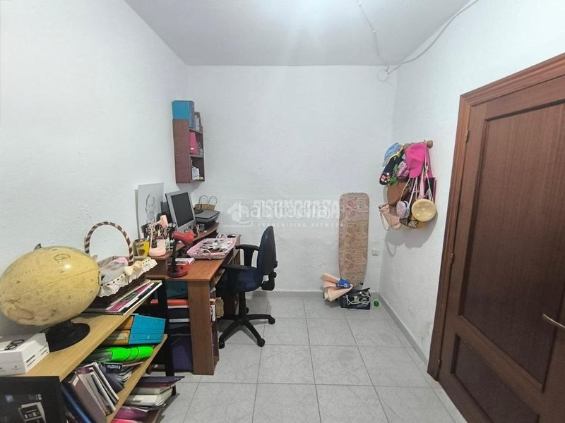 Foto 4b3e5694-a712-464c-9725-f3cf1be28bec. Casa aparellada a Marmolejo