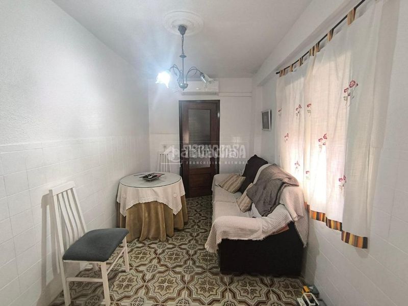 Foto edaf0762-5900-4271-a07d-13f50bb0eefd. Casa aparellada a Marmolejo