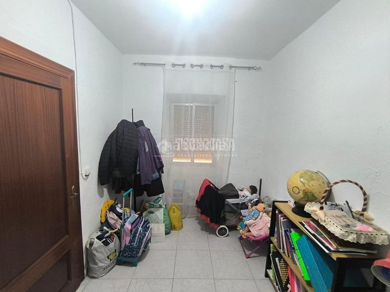 Foto f7dcac50-036d-4afd-9872-8e34347a8f2f. Casa aparellada a Marmolejo