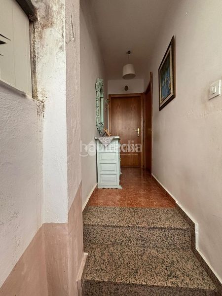 Foto 0a9dc944-3c9c-4d41-8e00-416355d53e6c. Casa aparellada a Andújar