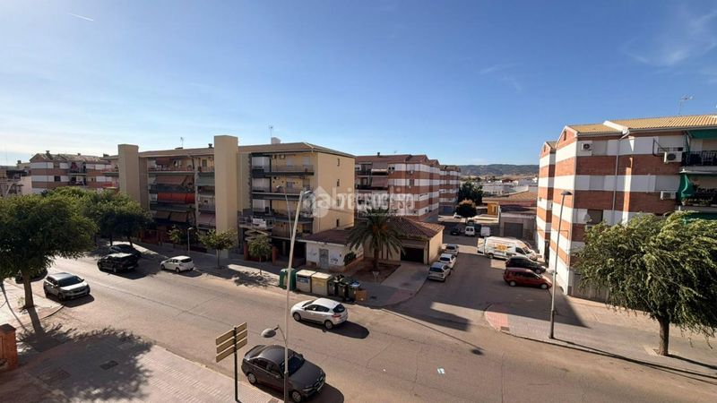 Foto d0d4cc93-d8e9-4786-98eb-b53a2dc1fad9. Pis amb aparcament a Andújar
