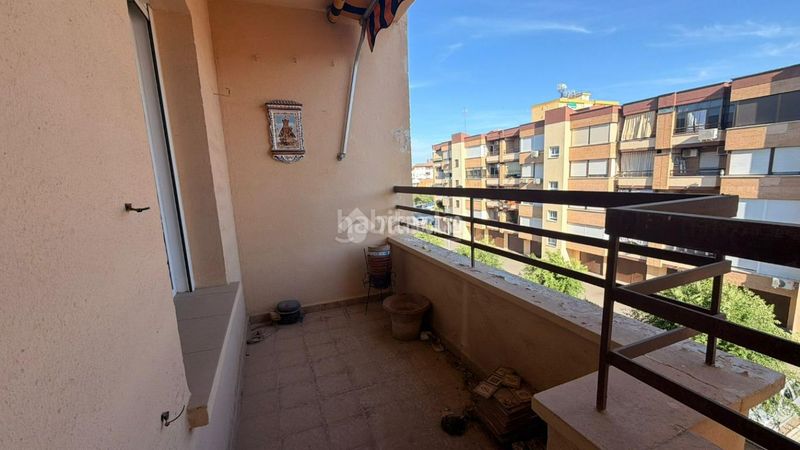 Foto fc74e8e7-f294-4ed2-837e-dd850ff7fad0. Pis amb aparcament a Andújar