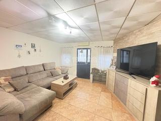 Casa aparellada a Andújar. Casa en venta en andújar