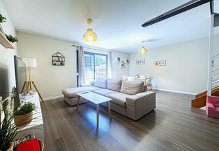 Casa aparellada a Norte-Universidad. Casa en venta en móstoles