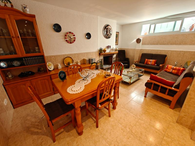 Foto 45845a6a-7380-42d3-96b2-001ec5688565. Maison avec cheminée chauffage parking piscine dans Vilassar de Dalt