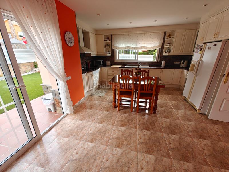 Foto 9bcf153b-ead0-4cc8-9924-59211490985e. Maison avec cheminée chauffage parking piscine dans Vilassar de Dalt