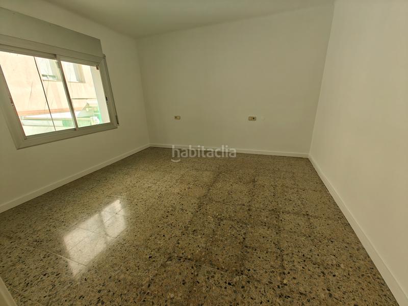 Foto e4898ce3-6e27-4039-9d38-2bfff6e2c9ab. Piso 2º piso con ascensor y terraza. en Zona Alta Premià de Mar