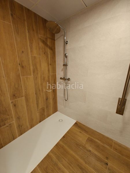 Foto 3f15d70e-2e22-41d7-b56b-271e1ad0655f. Planta baixa a Centre-Nucli Antic Premià de Mar