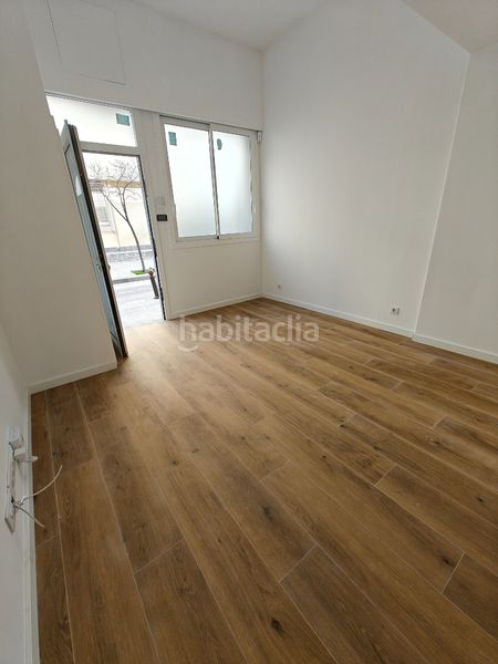 Foto 83f7df6b-e3e2-4c91-be21-9b89e26f13f4. Planta baixa a Centre-Nucli Antic Premià de Mar
