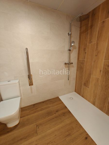 Foto eac4b565-7770-4d94-acd6-6182b099aaeb. Planta baixa a Centre-Nucli Antic Premià de Mar