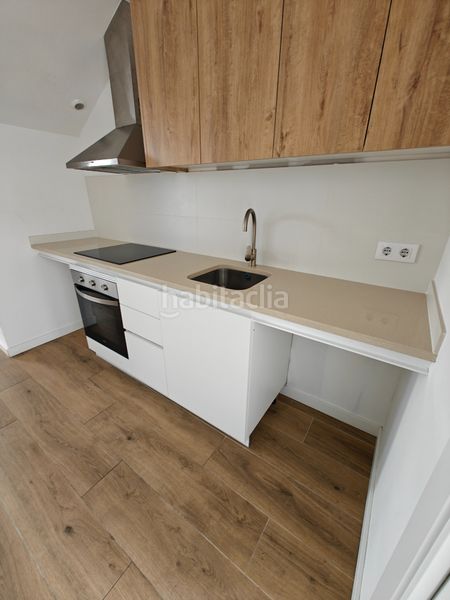 Foto fa9accc0-1e82-475e-a77d-6421a58bd9c3. Planta baixa a Centre-Nucli Antic Premià de Mar