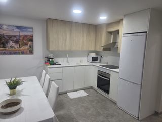 Rez-de-chaussée à Zona Alta