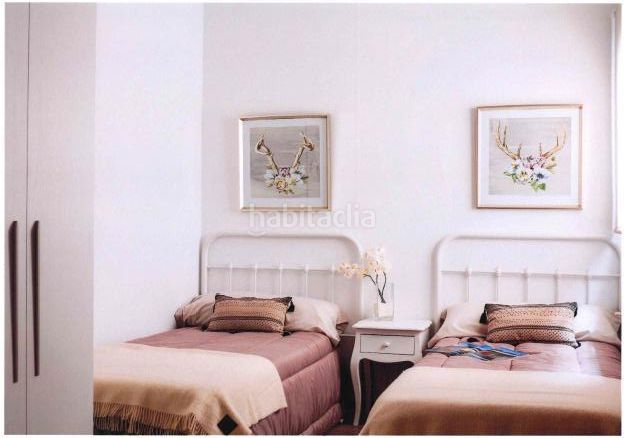 Foto 48c88856-ab06-4f21-ba84-3a644200f797. Flat with heating in Centro Elda