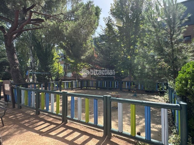 Foto 9e53ead9-760d-4705-92e6-1d8bfe9fa62d. Pis amb calefacció aparcament piscina a El Caño-Maracaibo Rozas de Madrid (Las)