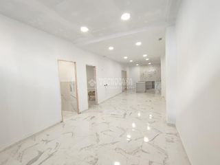 Towny house in Palmete. Casa en venta en sevilla