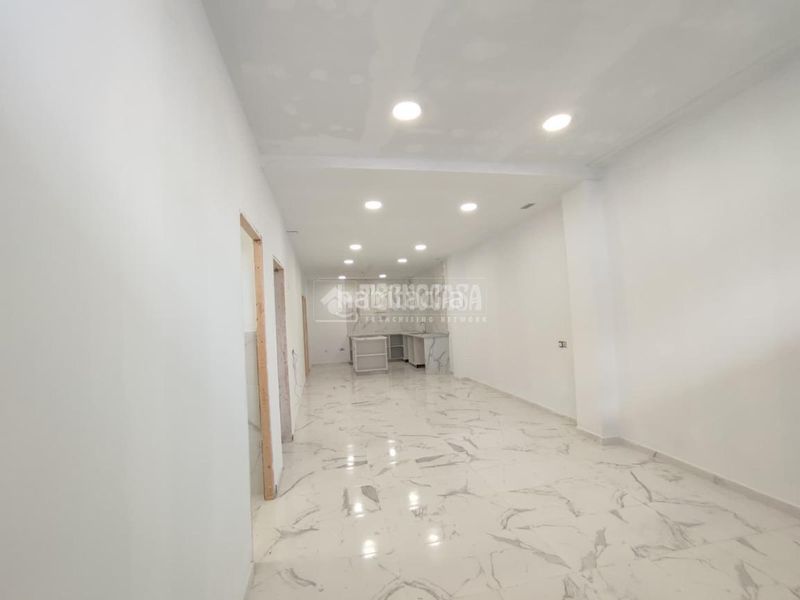 Foto fc2cd913-eefd-4c09-99a1-f8f178d83166. Casa aparellada a Palmete Sevilla
