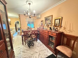 Flat in Palmete. Piso en venta en sevilla