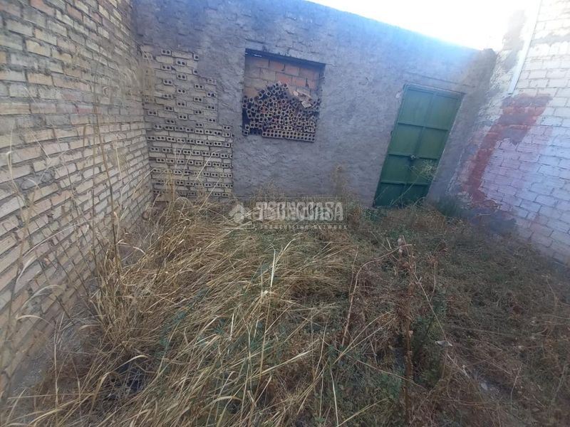 Foto 3d0b05cb-3d1a-4320-9114-97408d1f9c24. Terreny residencial a Palmete Sevilla