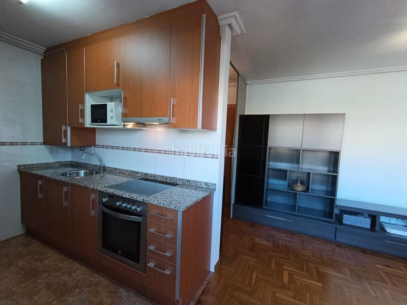 Foto 4decf8c1-2b73-4339-ad70-c34a9fa0af1a. Apartament amb calefacció aparcament a El Carbayedo - El Quirinal Avilés