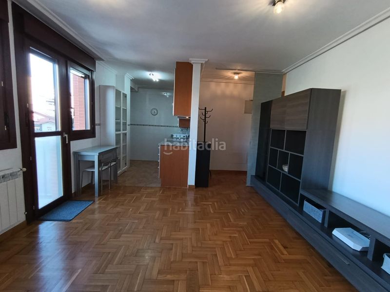 Foto 9101e4cc-fc11-476c-9ce3-46b831428513. Apartament amb calefacció aparcament a El Carbayedo - El Quirinal Avilés