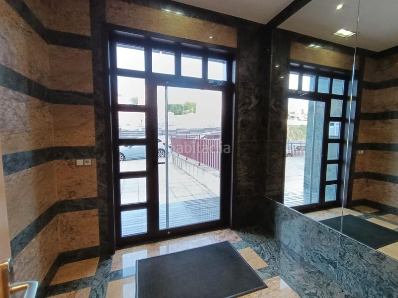 Foto c745c3db-27ae-4be9-be1f-6d7cabd49098. Apartament amb calefacció aparcament a El Carbayedo - El Quirinal Avilés