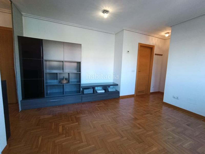 Foto dd26647b-0252-4efd-b032-5d5fffdfb60e. Apartament amb calefacció aparcament a El Carbayedo - El Quirinal Avilés