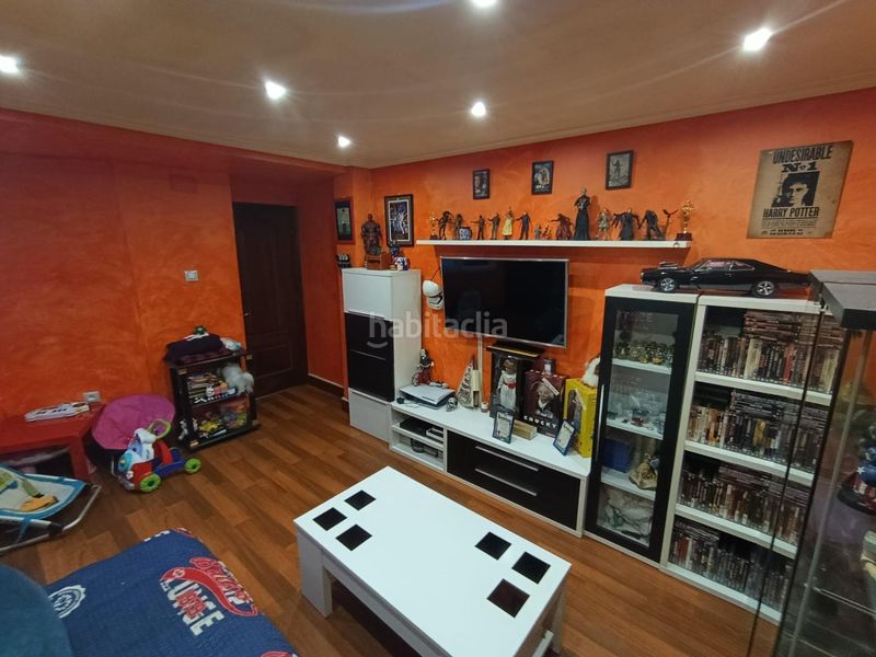 Foto 8e9e9076-ad80-49a0-9b5c-c2565bbdc8e9. Pis a calle custodia 14 a Llano Gijón