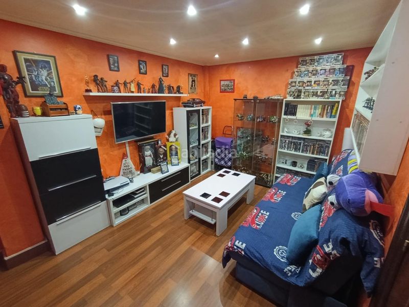 Foto e185436b-0a91-4c5d-bd46-b3d622b22586. Pis a calle custodia 14 a Llano Gijón