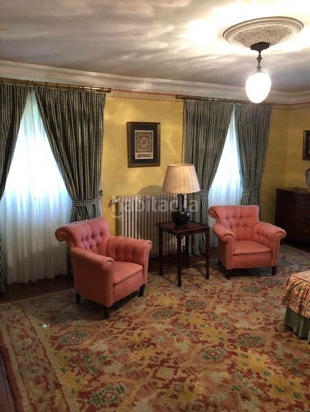 Foto 486379ef-7881-4335-a58a-4e9f459e602c. Chalet en calle c/ profesor perez pimentel 802 en Gijón
