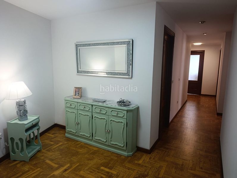 Foto 0071d255-9d4f-43f6-9af5-3d889df37ff4. Flat in calle juan xxiii 20 in Centro Avilés