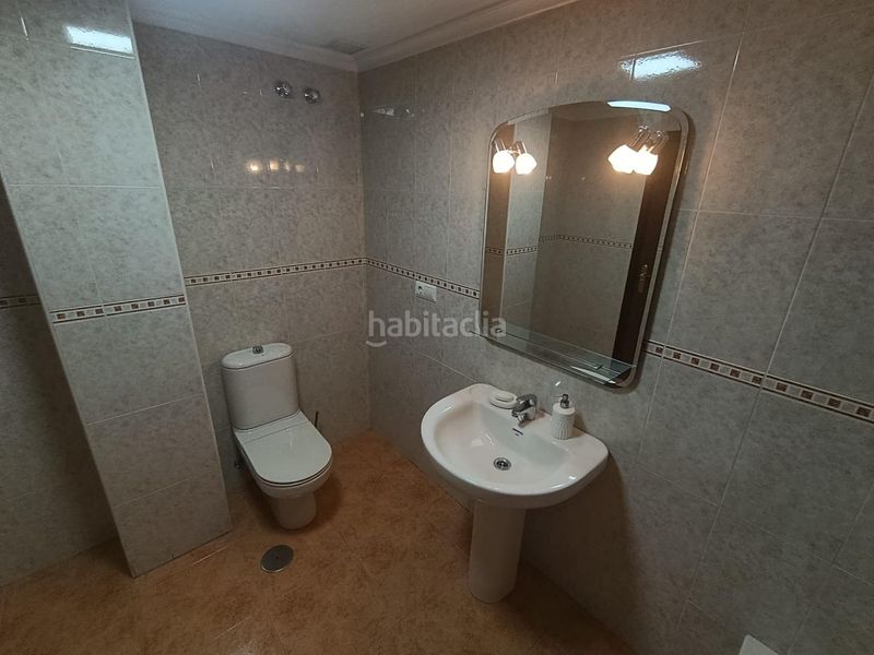Foto 42dd6da8-c6ee-4aa9-9dc2-585af283e524. Flat in calle juan xxiii 20 in Centro Avilés