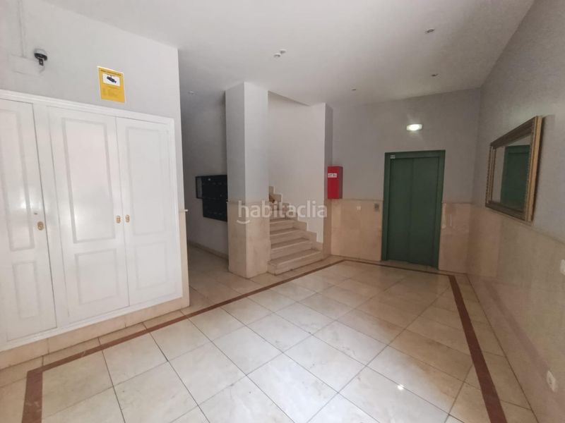 Foto 6716b9d7-f703-493a-b180-2eecf6601343. Flat in calle juan xxiii 20 in Centro Avilés