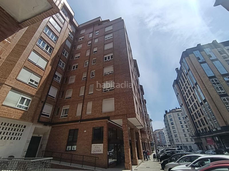 Foto 6f2f93ed-58f6-49ba-a3a1-cc1528f607f8. Flat in calle juan xxiii 20 in Centro Avilés