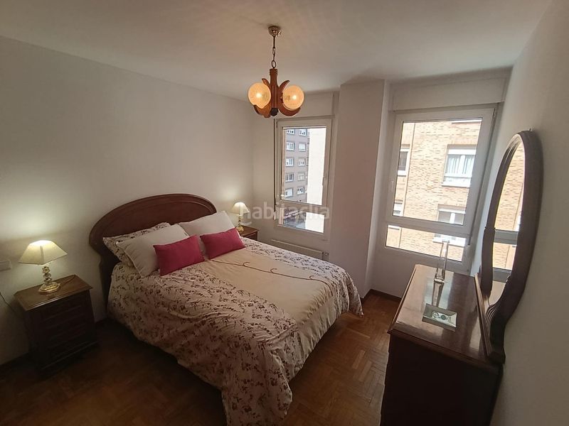 Foto a04da090-e8c8-4b63-8513-05e2b7d539d2. Flat in calle juan xxiii 20 in Centro Avilés