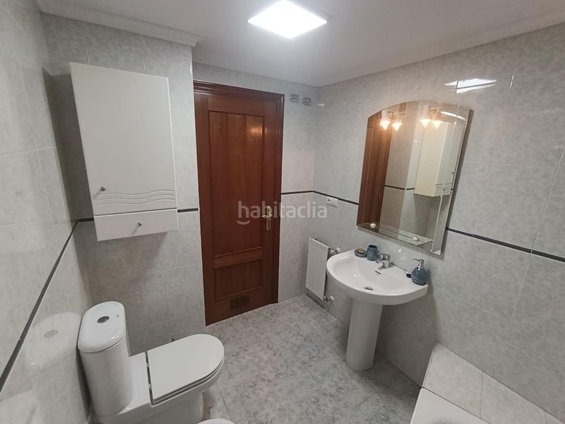 Foto bf8b0baa-301d-4f9d-b4b8-48d11d37f1bf. Flat in calle juan xxiii 20 in Centro Avilés