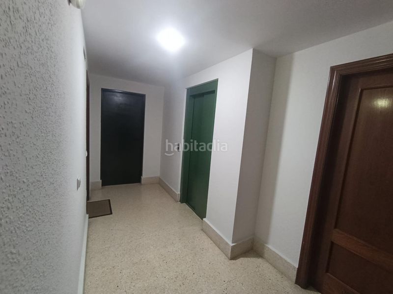 Foto ce54cb52-42b0-437d-bdea-5e9292de02c4. Flat in calle juan xxiii 20 in Centro Avilés
