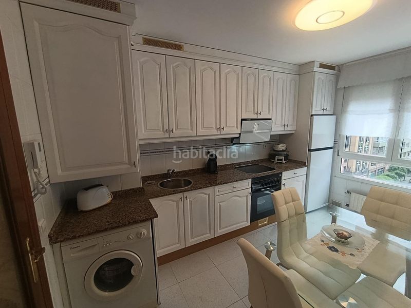 Foto f3a48a37-4fb9-4bf9-bacb-134374f752ca. Flat in calle juan xxiii 20 in Centro Avilés