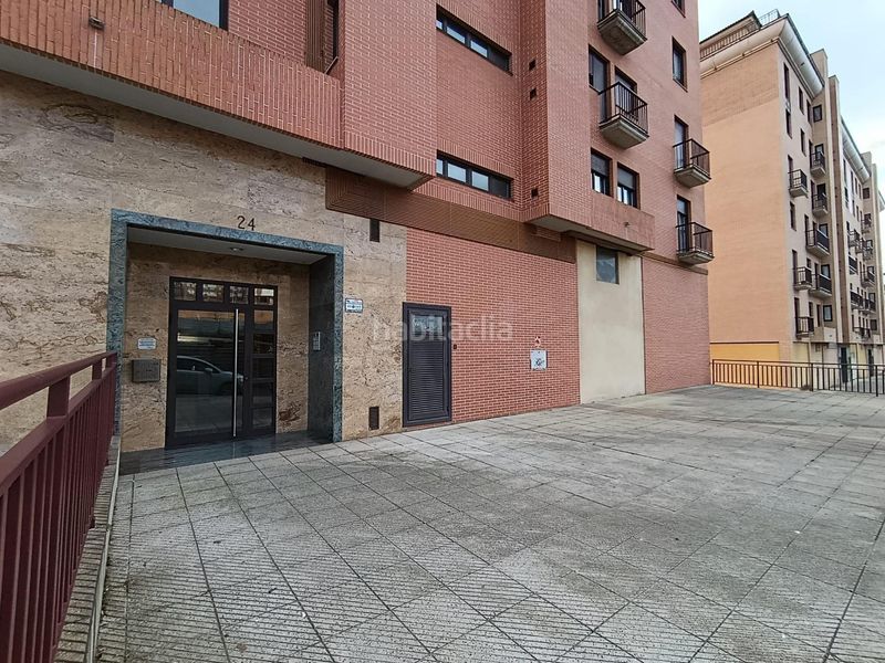 Foto 13bc14b4-63a8-43af-af3e-81a362451519. Apartament a calle dolores ibarruri 24 a El Carbayedo - El Quirinal Avilés
