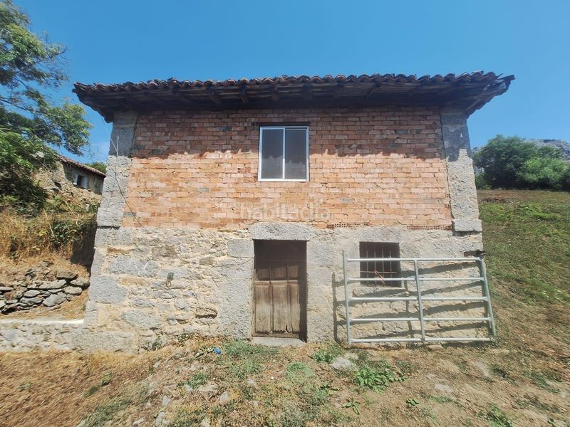 Foto fead6f5a-cbf9-40c6-9f34-fa5c2eda40e5. Country house in calle murias 7 in Teverga