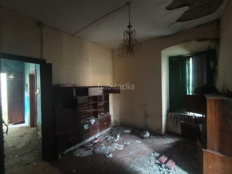 Foto 40b2d6a1-fa1a-43f4-8ed9-f753833aa2fe. Building in calle maestro larrosa 1 in San Claudio - Trubia - Las Caldas Oviedo
