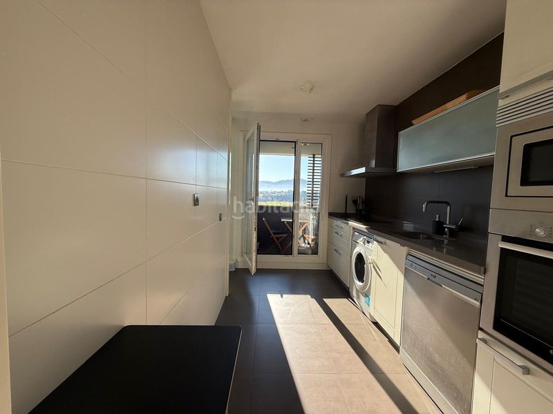 Foto 1c9c68f2-c3dd-4700-b69e-116351db8fd3. Rent flat in carretera obispo 313 in Contrueces Gijón