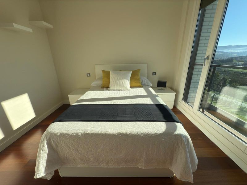 Foto ef2ca549-c242-4cc7-b9a0-c4737798dfae. Rent flat in carretera obispo 313 in Contrueces Gijón