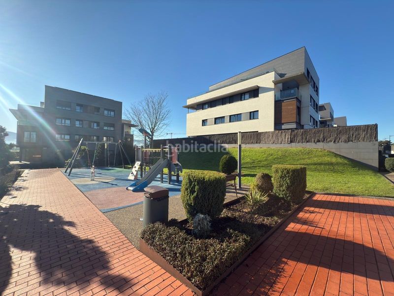 Foto d621fc0c-f741-4a07-b171-3b4fcb3bf550. Lloguer pis amb calefacció aparcament piscina a Contrueces Gijón